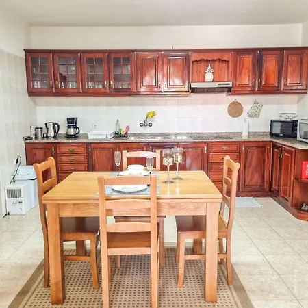 Casa Da Achada In * ארקו דה קלחטה