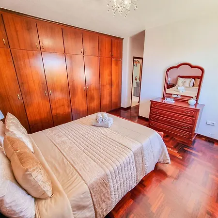 Casa Da Achada In *